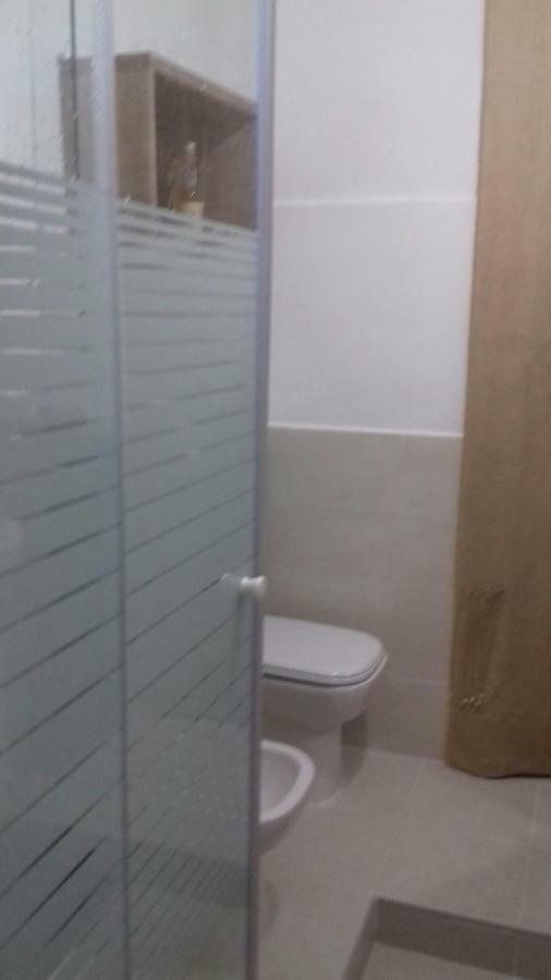 Marina'S House Bed & Breakfast ลาสเปเซีย ภายนอก รูปภาพ